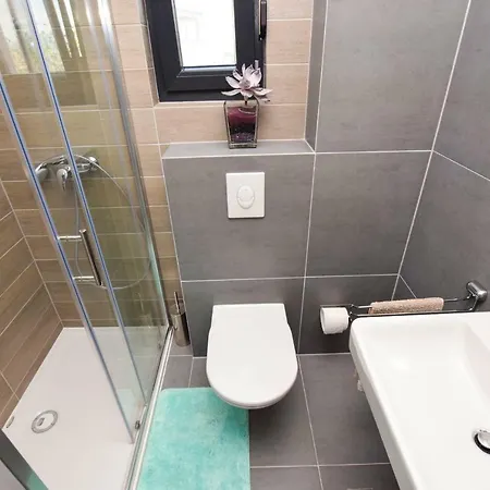 Lenora Apartamento