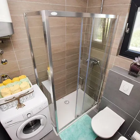 Lenora Apartamento