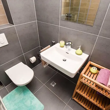 Lenora Apartamento
